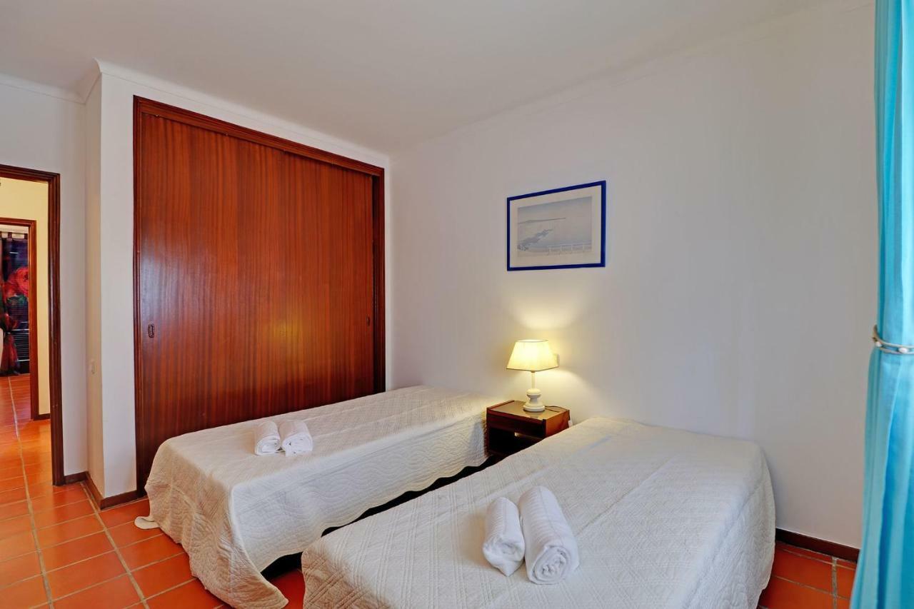 Apartmán Albufeira Typical With Pool By Homing Exteriér fotografie